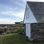 Osthasselstrand Ii